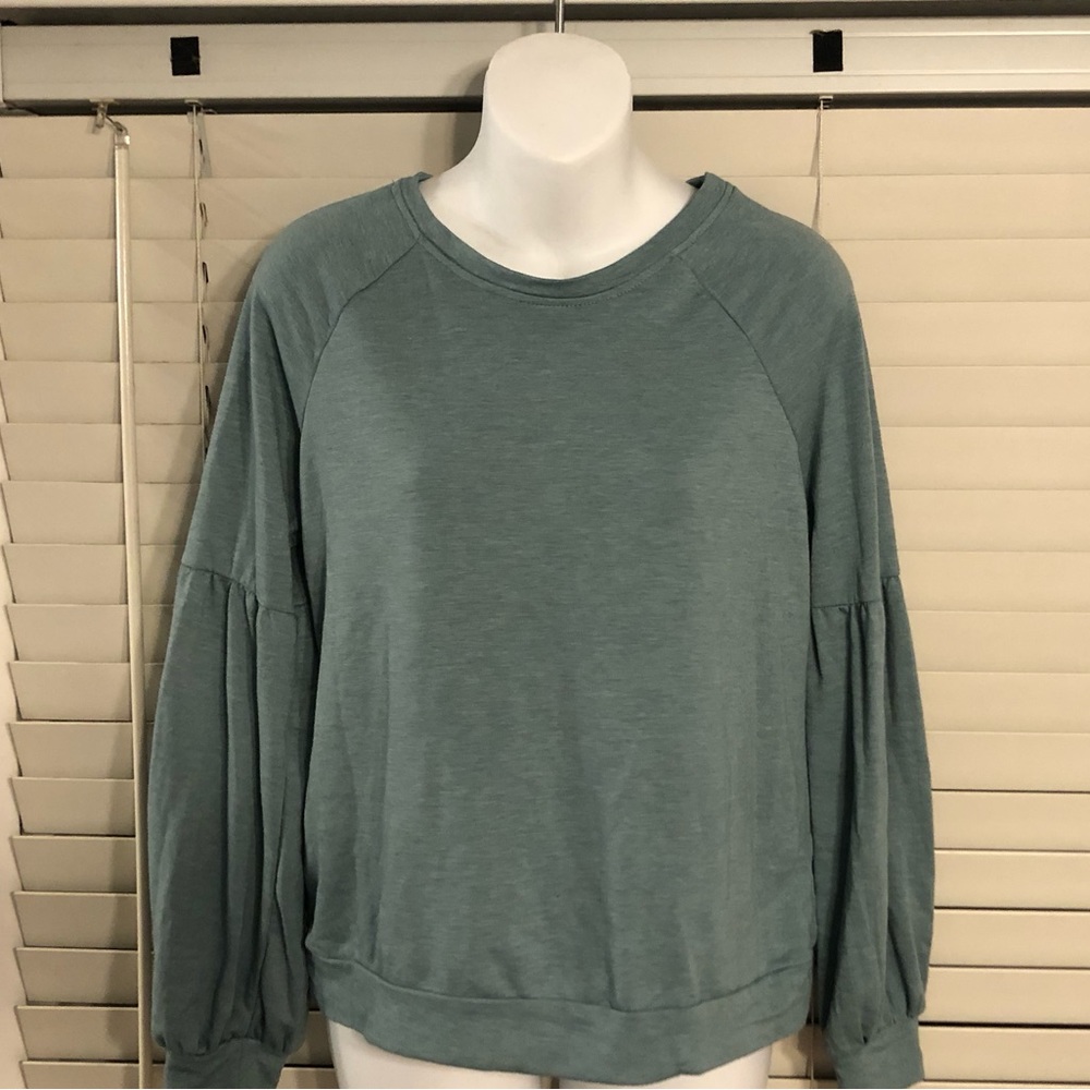 Knox Rose NWT casual long sleeve tee sz S